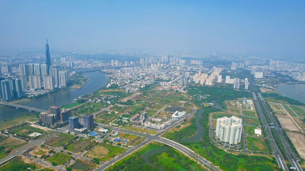 Căn hộ cao cấp chiếm hơn 73% nguồn cung nhà ở TP HCM