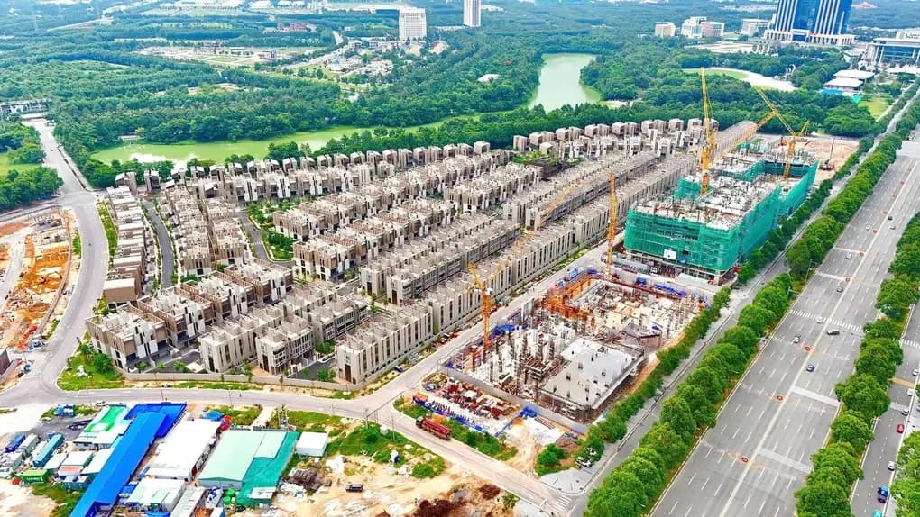 Làn sóng 'cao cấp hóa' căn hộ vùng ven TP HCM